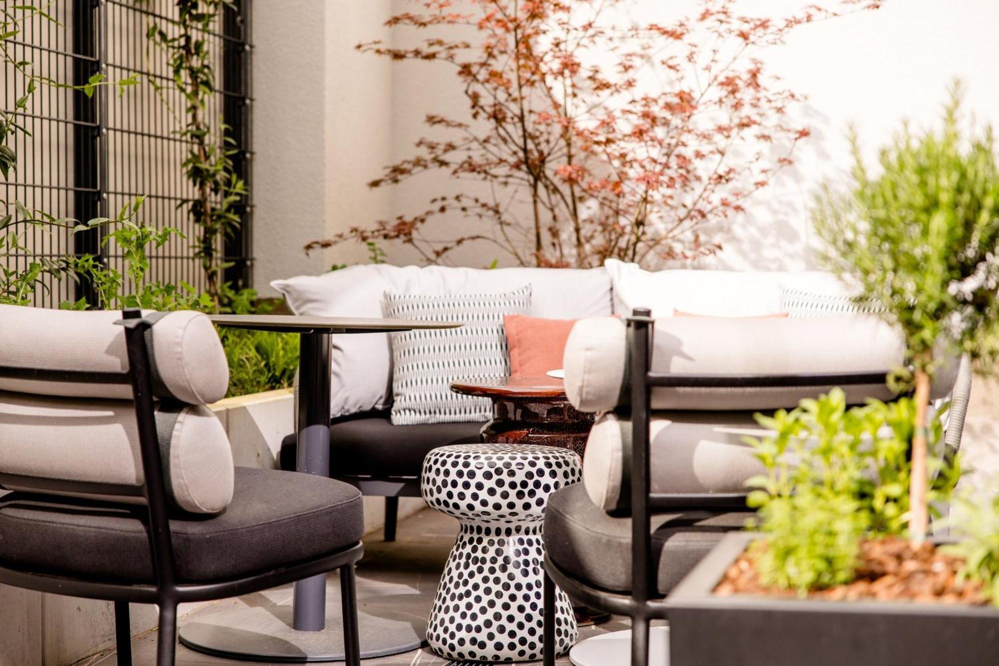 Motel One كارلسروه المظهر الخارجي الصورة