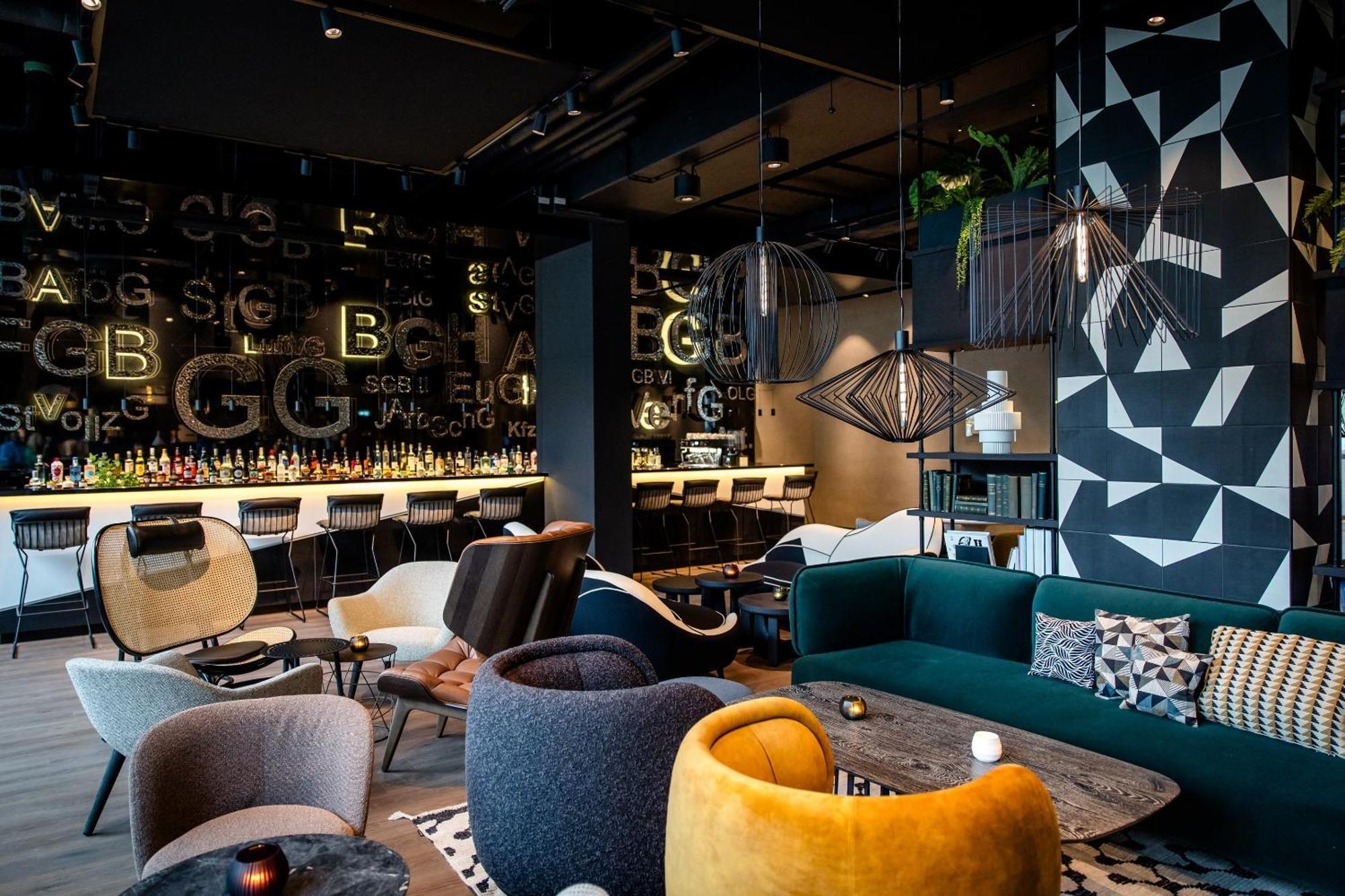 Motel One كارلسروه المظهر الخارجي الصورة